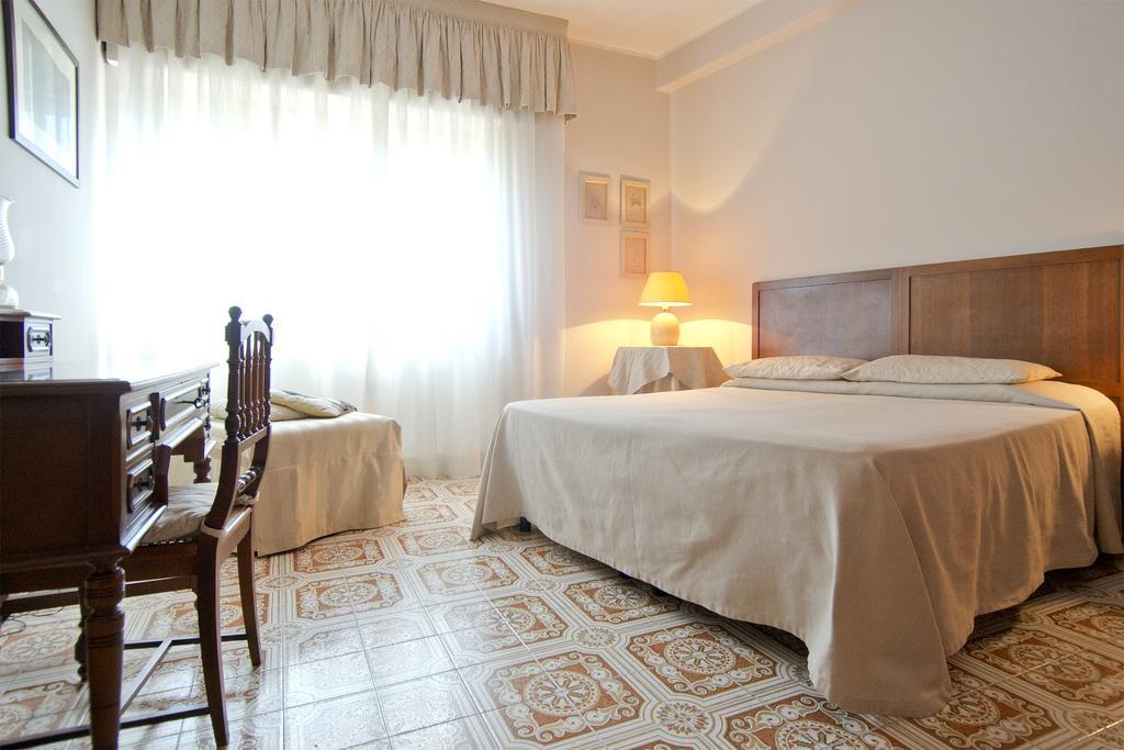 Mimi Rooms Cagliari Zimmer foto